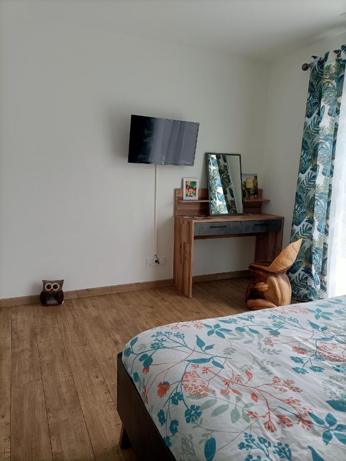 Suite Privative De 28M2 Climatisee, Proche Plage Et Commerces Audenge Exterior photo